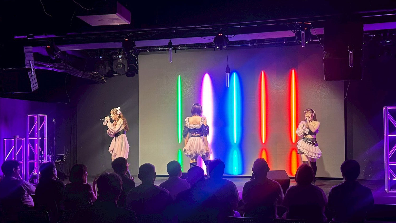 プロ仕様の音響・照明でMV撮影 PV撮影ができる